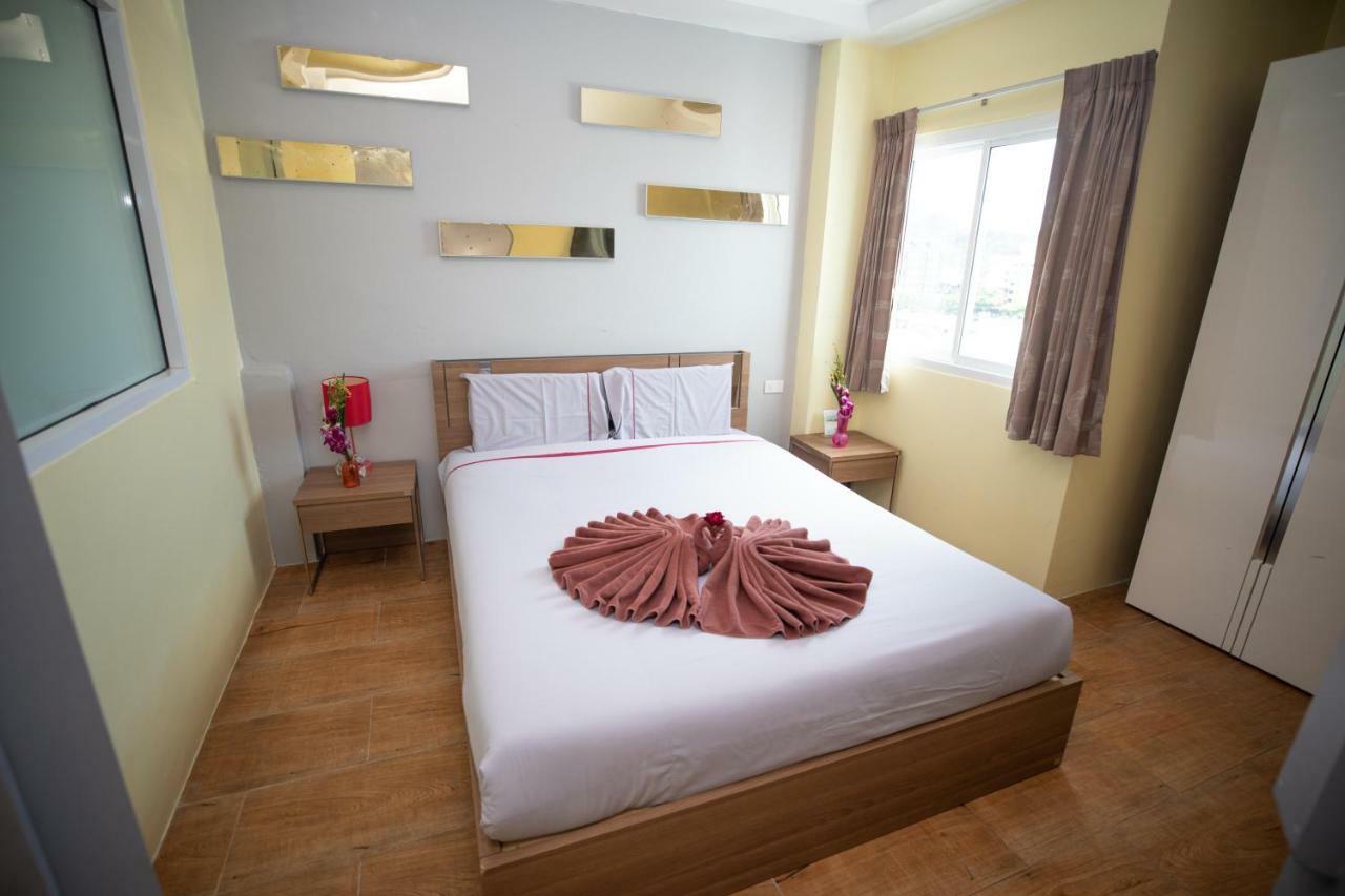 Oscar Boutique Hotel Patong Buitenkant foto